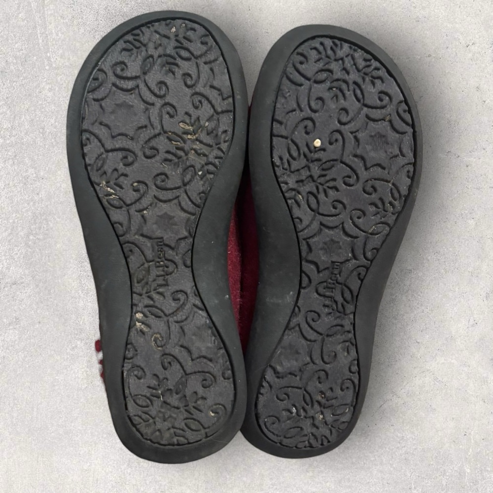 L.L.Bean daybreak butterfly slippers - Picture 5 of 6